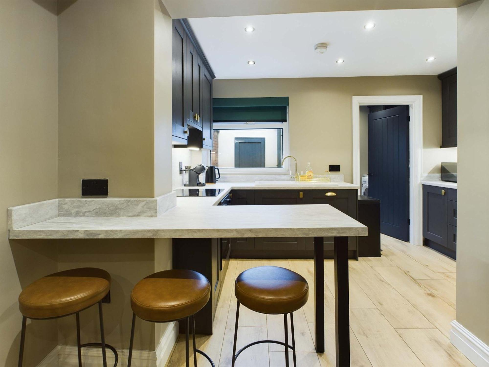 Apartment Modern 2 Bedroom In