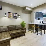 Modern 2 Bedroom Home In Belfast