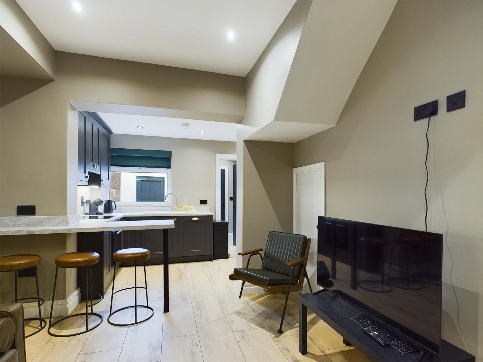 Apartment Modern 2 Bedroom In